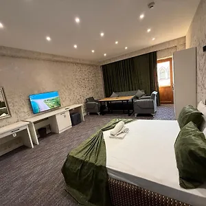 Black Mont Hotel